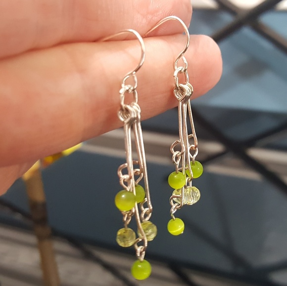 Jewelry - 🎉Click for SUPER OFFER🎉 Green Beaded Earrings